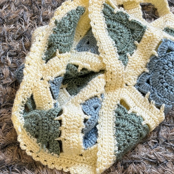 Handcrafted Crochet Crop Top - Picture 4 of 4